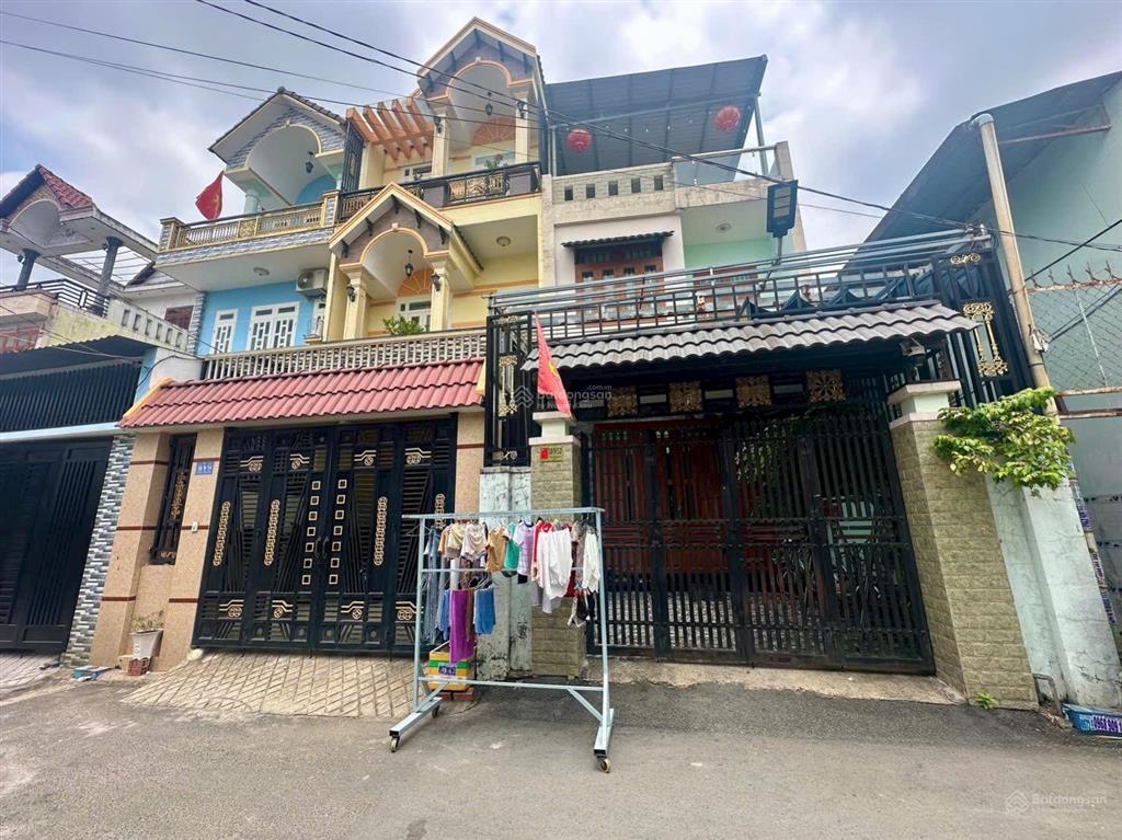 Rẻ hơn hàng xóm 300tr bán gấp lô đất ngay go dĩ an , chợ dĩ an giá rẻ