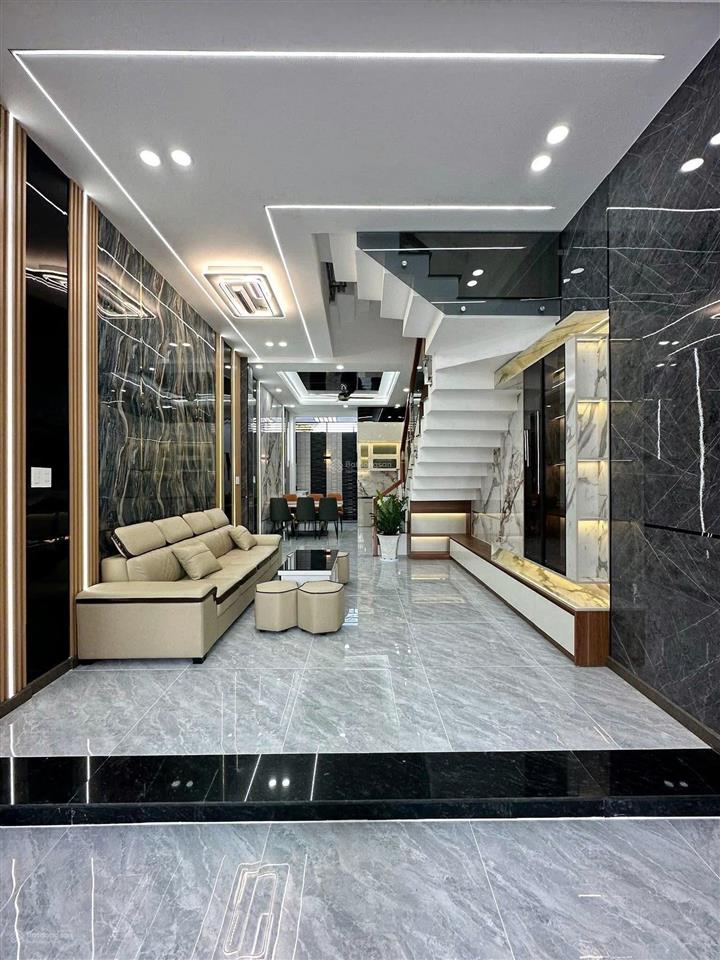 Bán gấp căn nhà full nội thất xịn ngay ngã 4 miếu ông cù giá rẻ nhất khu rẻ hơn xung quanh 300tr