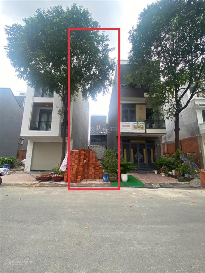 Rẻ hơn hàng xóm 300tr bán gấp lô đất đối diện chung cư gần chợ 434 sát kcn visip giá bao rẻ