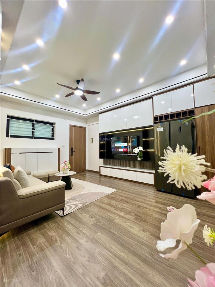 Siêu phẩm chính chủ giảm ngay 500tr căn ct2 bắc linh đàm  dt 82m  tk 3 ngủ 2 v