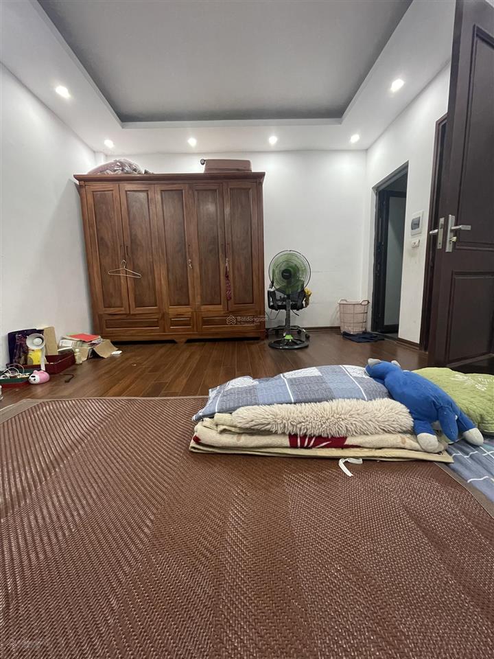 Cc bán nhà ngõ 2 cầu bươu phân lô oto cách 3m với dt33m tặng nhà 5t giá 6.9 tỷ  0962 087 *** c dự