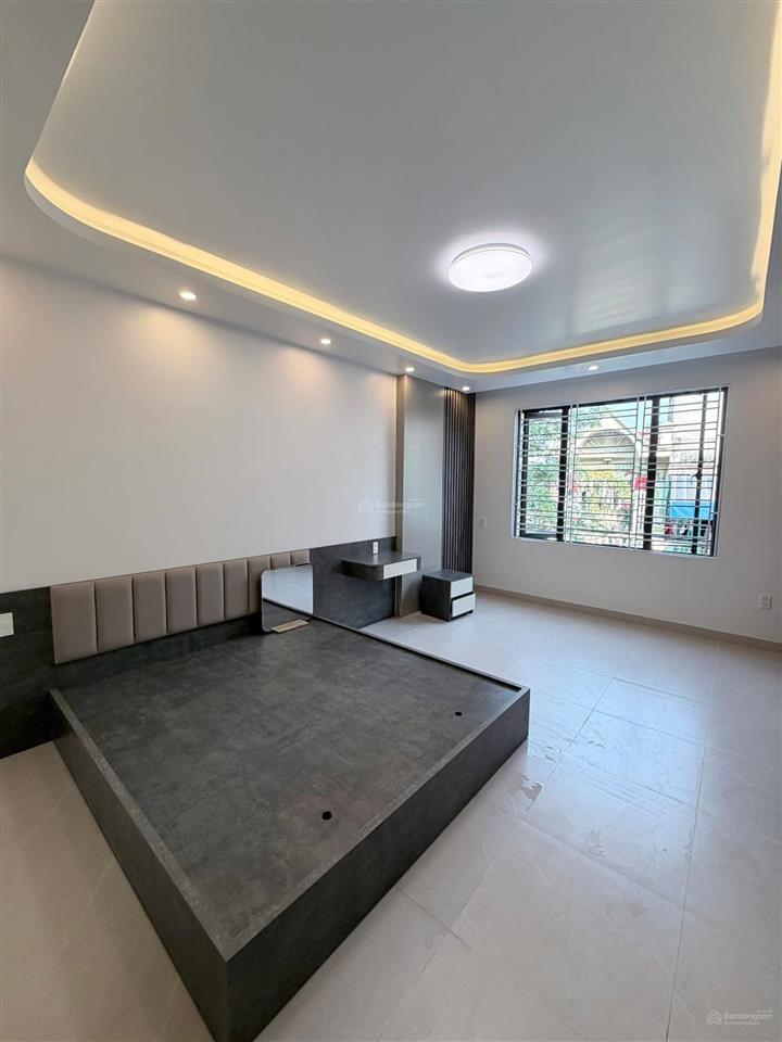 Bán nhà mặt phố vạn kiếp, 4,4 tỷ vnd, 31,8 m2, 3pn, 3wc, pháp lý đầy đủ