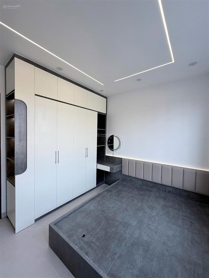 Bán nhà mặt phố vạn kiếp, 4,4 tỷ vnd, 31,8 m2, 3pn, 3wc, pháp lý đầy đủ