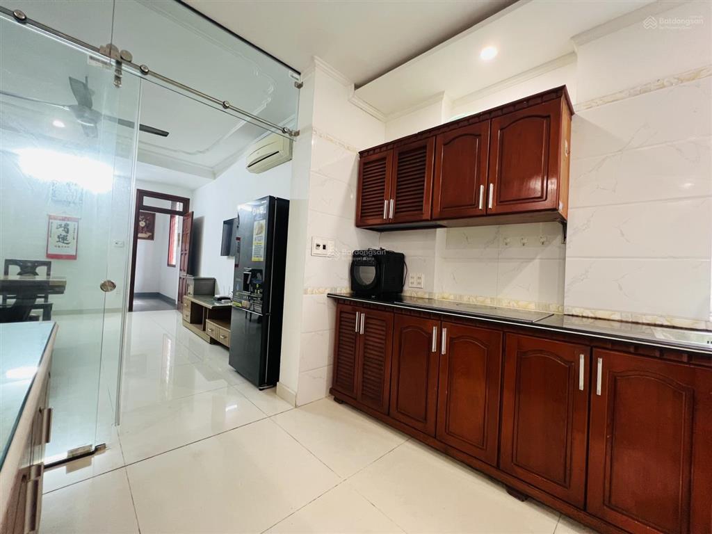 Nhà mặt đường bạch đằng siêu đẹp, dt 60,4m ngang hơn 4m nở hậu, chỉ 8tỷ900tr