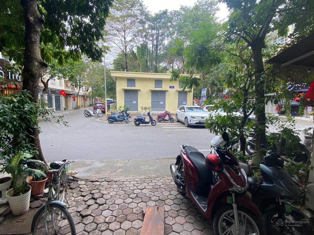 Cho thuê tầng 1 giá rẻ làm văn phòng, kinh doanh làng việt kiều châu âu (50m2)