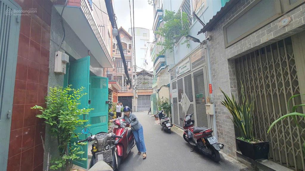 Cho gặp chủ bán nhà 3 tầng hẻm xe hơi đường nguyễn giản thanh. p15 q10. 4x16m. giá 15 tỷ có bớt