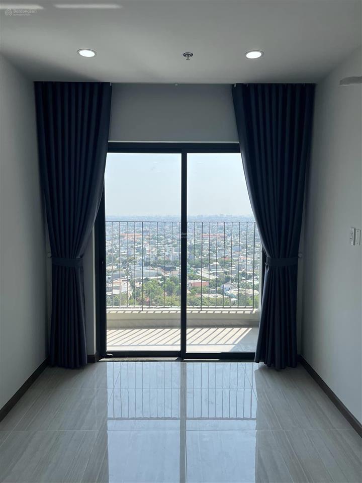 Căn góc giá hời bcons sala chuyển công tác chủ cần bán nhanh 2,050 tỷ /56 m2  xem nhà