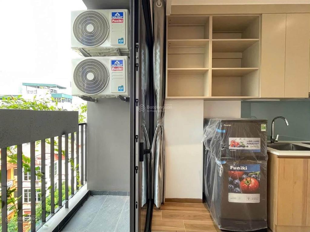 Căn hộ mini ban công rộng 40m2 ngay lạc long quân  ngã tư âu cơ  nguyễn thị nhỏ