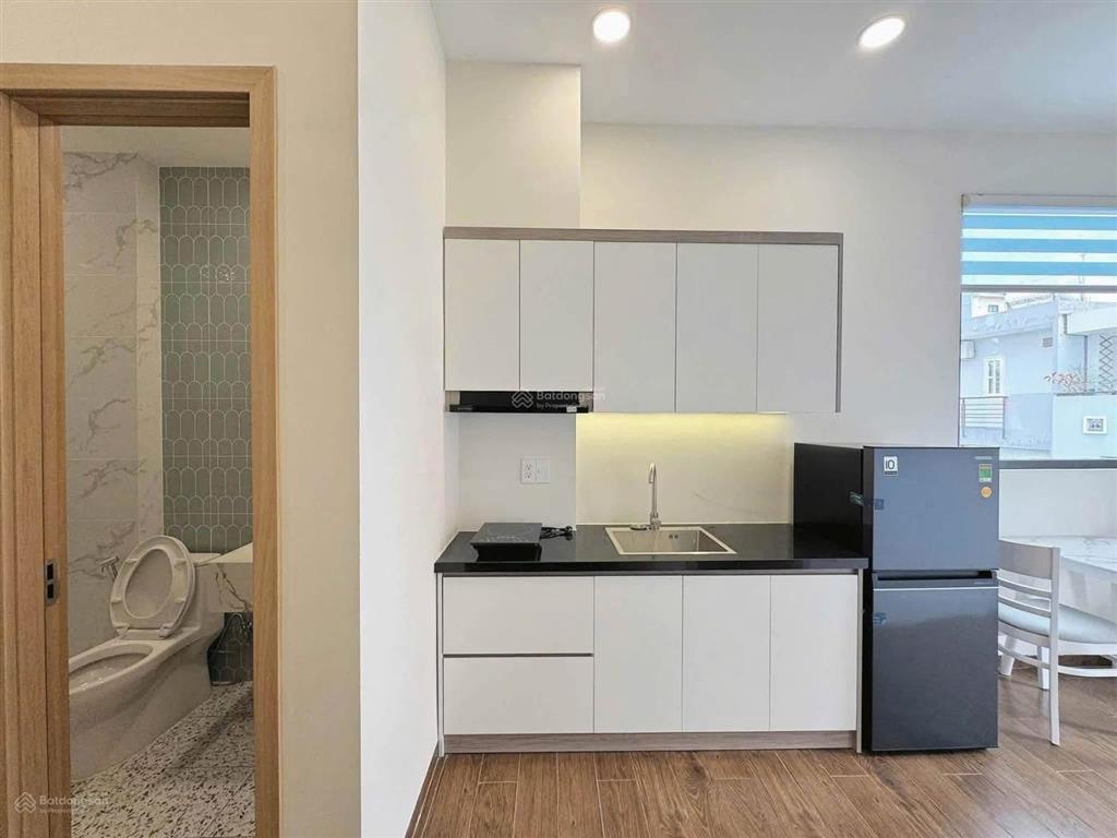 Căn hộ 1pn/1pk/ban công rộng 60m2 gần cv gia định  khu sân bay  hồng hà  yên thế