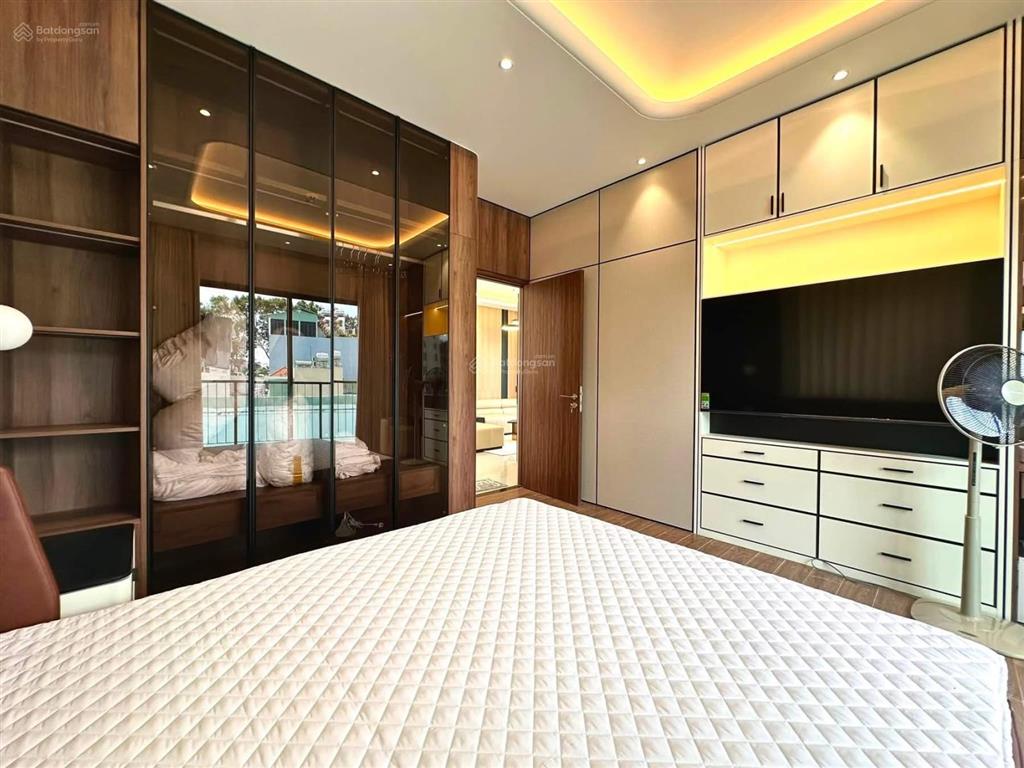Căn hộ cao cấp penthouse 1pn/1pk/ban công rộng 60m2 ngay lý thường kiệt  gần svđ phú thọ  bắc hải