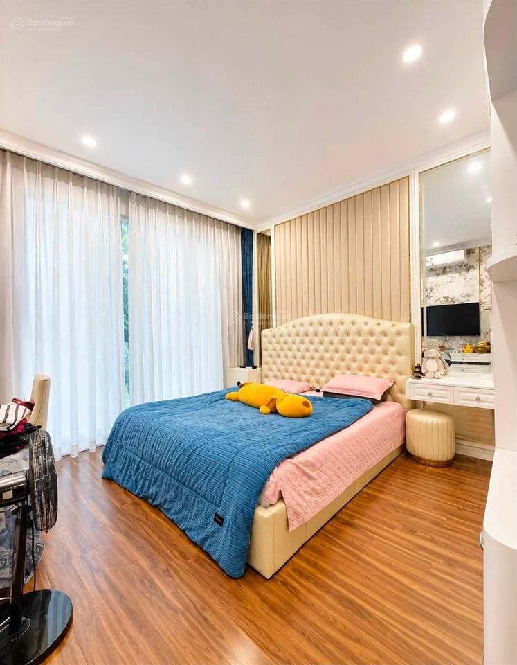 Ô tô vào nhà một căn hiếm có vô vàn tiện ích không khí trong lành, ngõ phân lô 281 phố tam trinh.