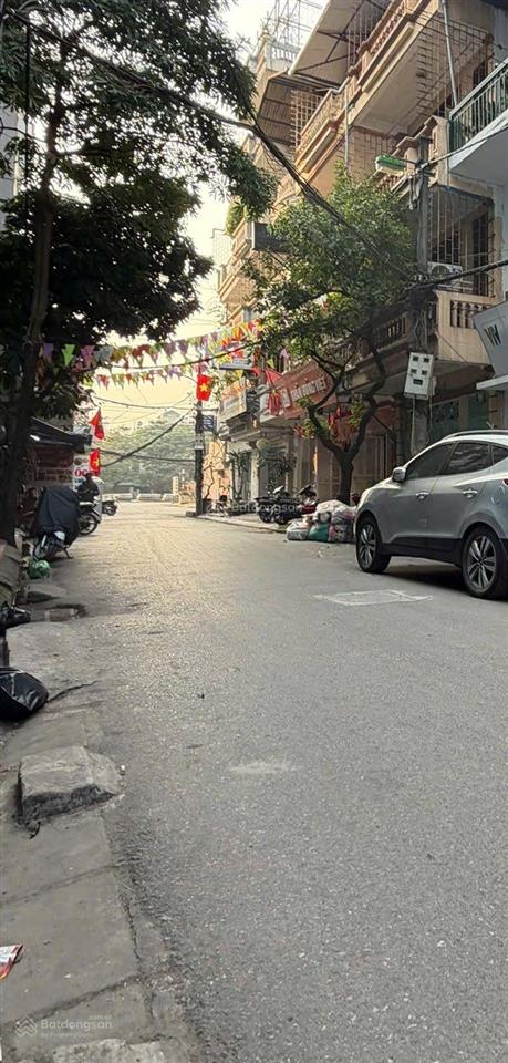 Vô vàn tiện ích sống và làm việc tại ngõ phân lô 281 319 357 đẹp phố tam trinh