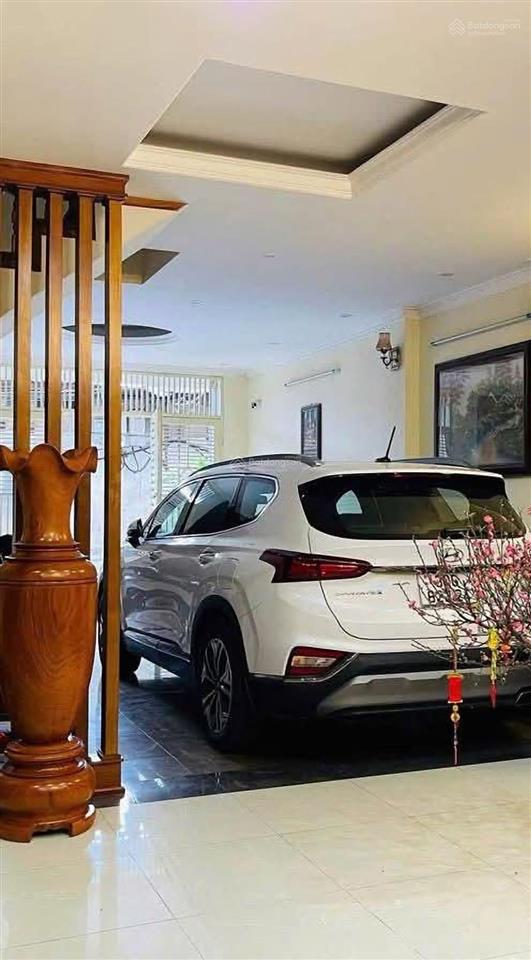 Bán gấp 60m2, 15,9 tỷ, 4pn, 5wc tại ngõ phân lô đẹp phố tam trinh.