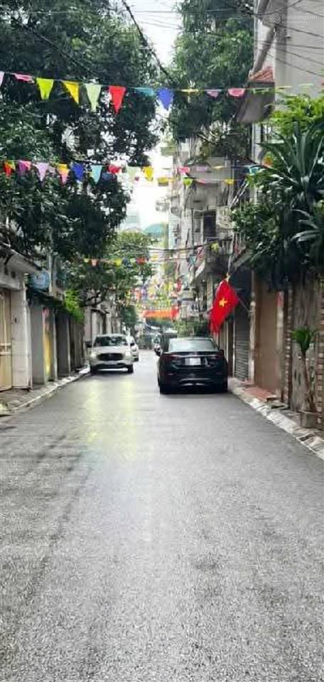 Nợ ngân hàng nên em cần thanh khoản nhanh nhà phân lô đẹp phố tam trinh