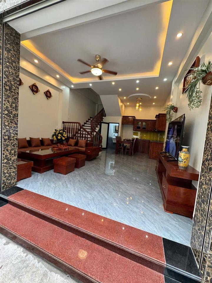 Nhà 3 Tầng Nở Hậu Phố Hồ Tùng Mậu Tân Bình Hải Dương Ô Tô Đỗ Cửa chỉ 2.9x tỷ