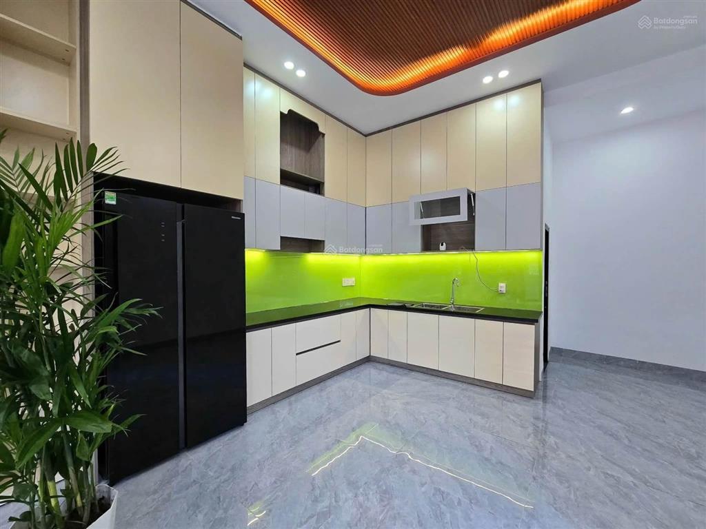 Nhà 2 tầng kiệt ô tô 4m tôn đản chỉ 4,75 tỷ