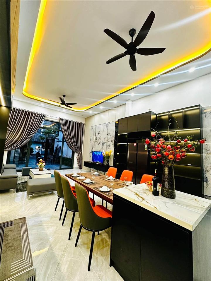 Bán nhà mặt tiền nguyễn thuật 2 tầng + 1 tum