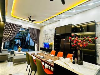 Bán nhà mặt tiền nguyễn thuật 2 tầng + 1 tum