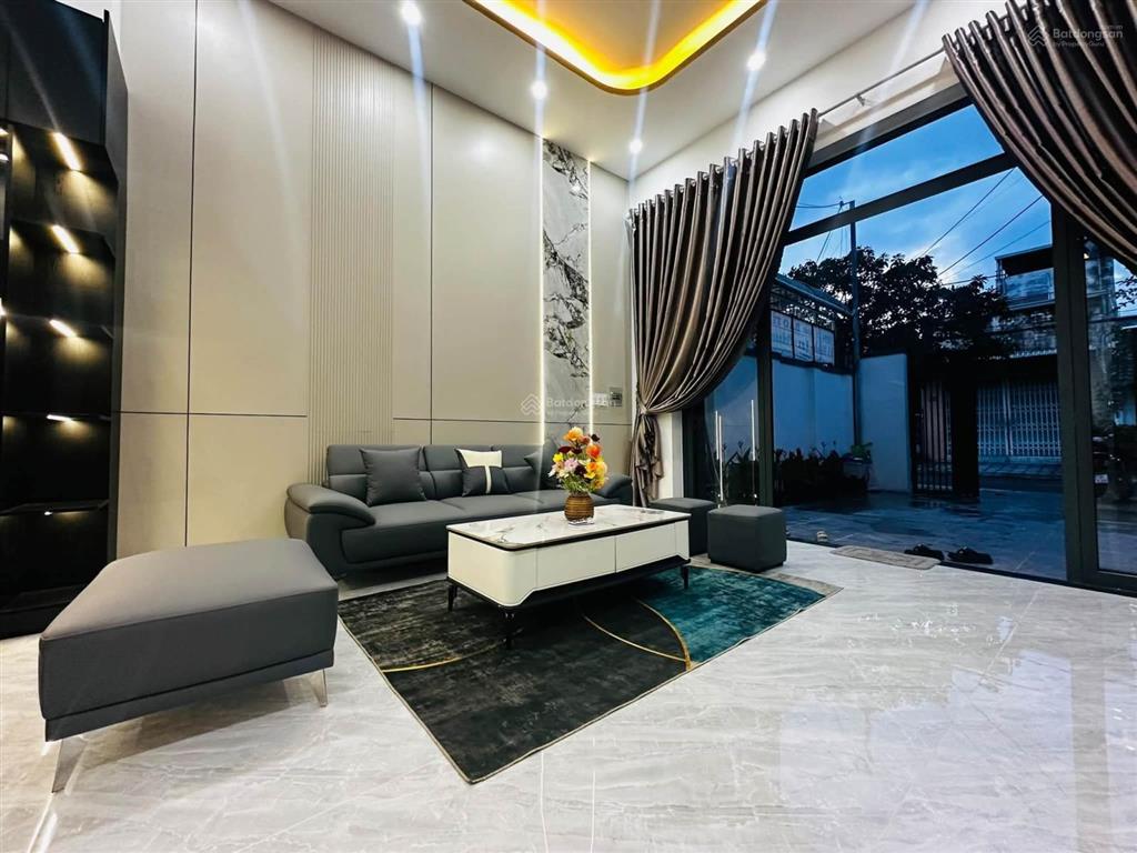 Bán nhà mặt tiền nguyễn thuật 2 tầng + 1 tum