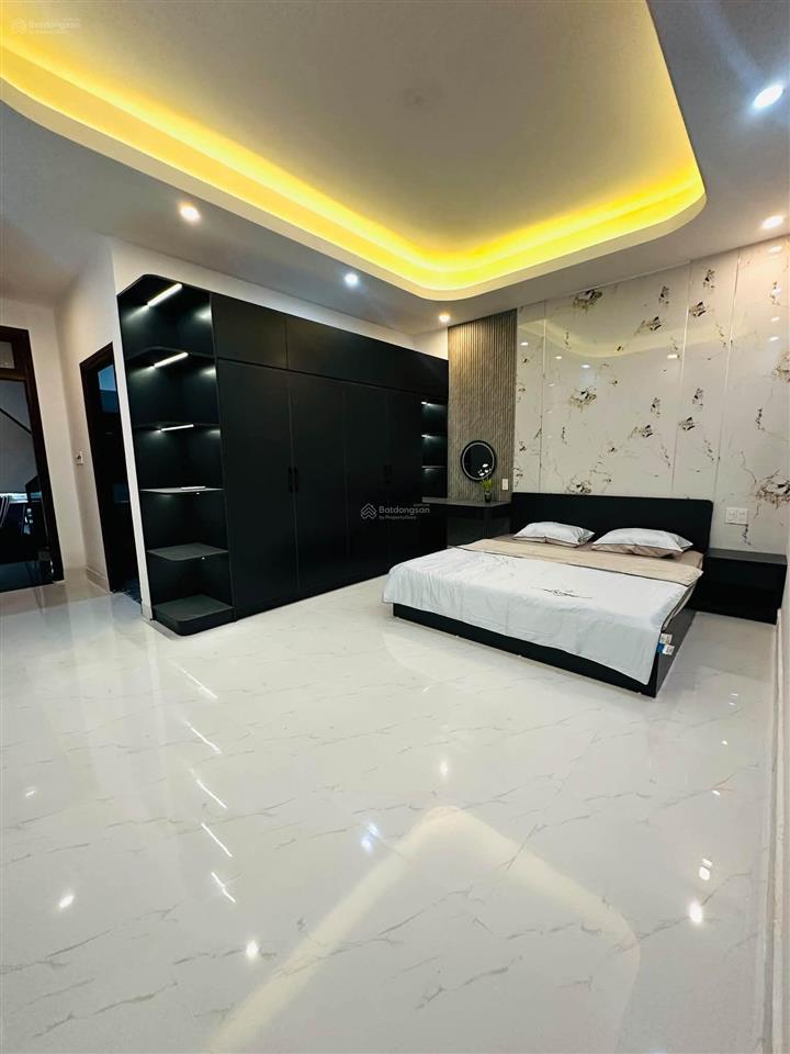Bán nhà mặt tiền nguyễn thuật 2 tầng + 1 tum