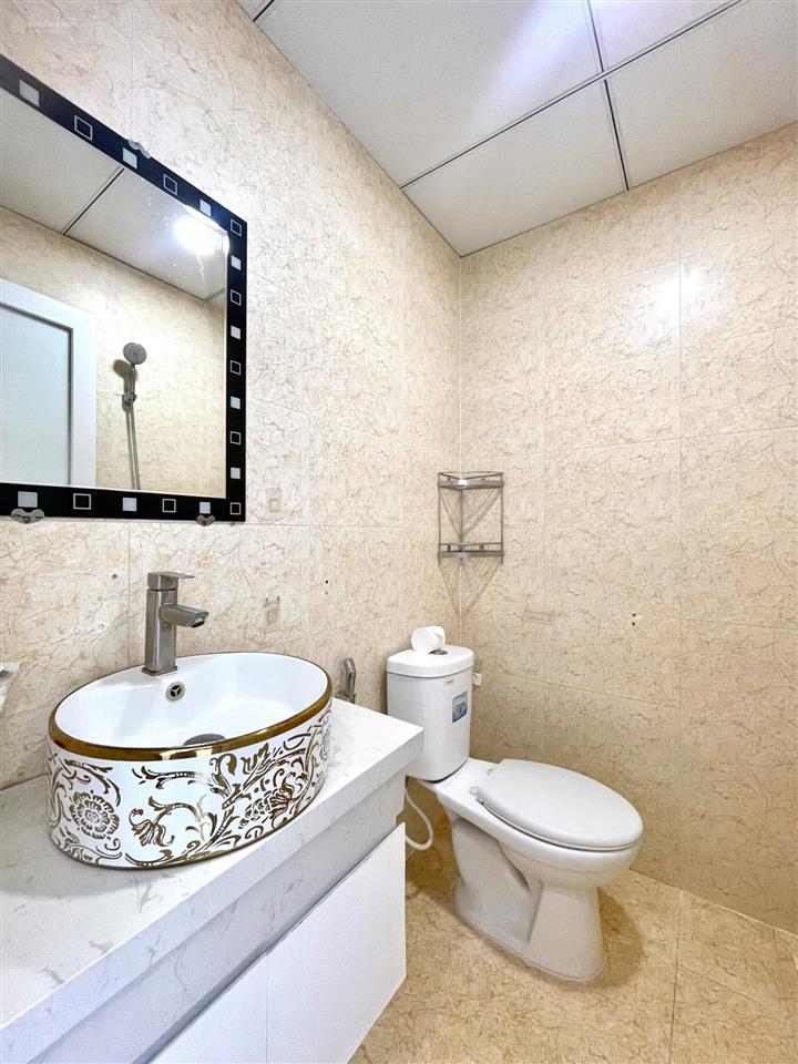 Huyền seahome  căn hộ 2pn full nội thất  tầng trung, view đông nam siêu mát tại oc2a viễn triều