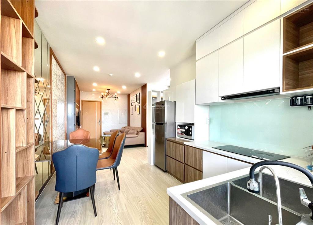 Huyền seahome  căn hộ 2pn full nội thất  tầng trung, view đông nam siêu mát tại oc2a viễn triều