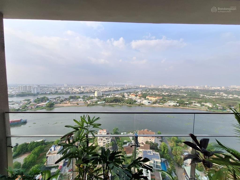 Căn mới 2pn mặt view trực diện sông, tầng cao vip, bán 17 tỷ. thiện chí bán, dễ giao dịch