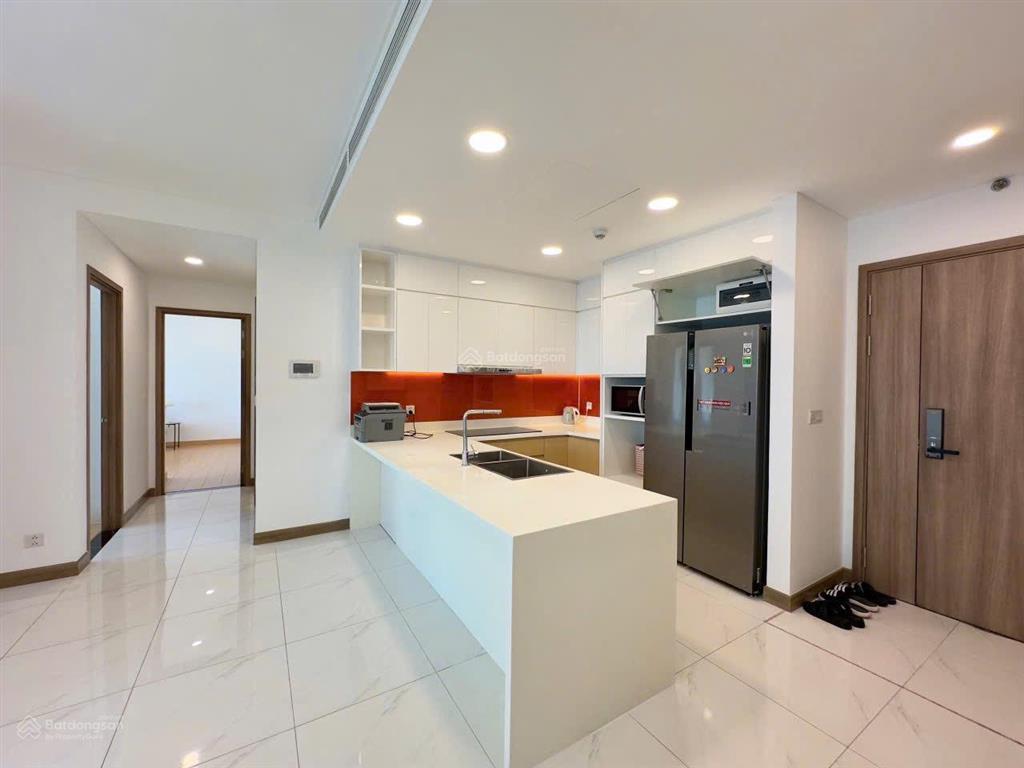 Bán nhanh 18,5 tỷ bao full, căn 2pn trục gh09 view q1 đẹp sunwah. tầng cao. giá bán trong tháng