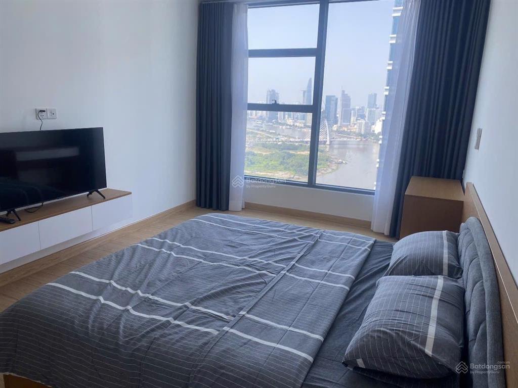 Bán nhanh 18,5 tỷ bao full, căn 2pn trục gh09 view q1 đẹp sunwah. tầng cao. giá bán trong tháng