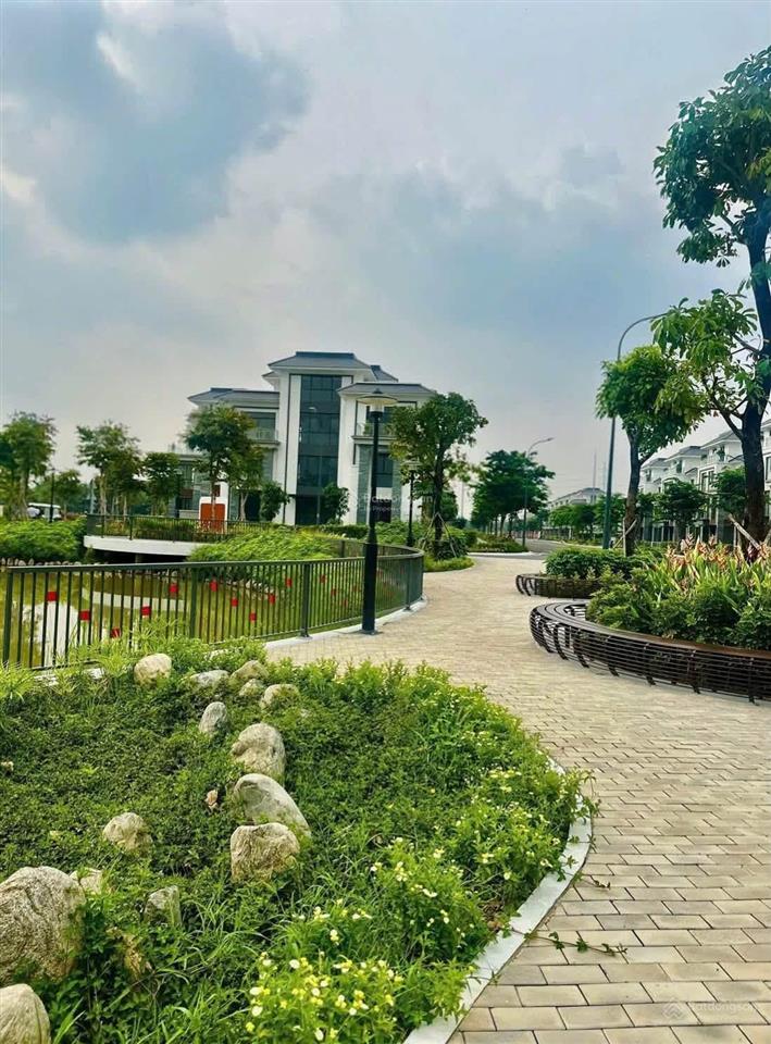 Căn vip hiếm ở gladia [biệt thự đơn lập dt đất 305m²] góc view sông giá 77,4 tỷ gồm vat (mua cđt)