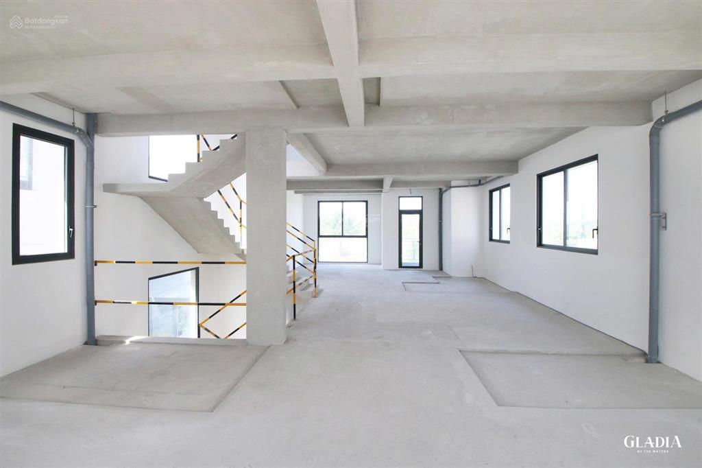 Căn vip hiếm ở gladia [biệt thự đơn lập dt đất 305m²] góc view sông giá 77,4 tỷ gồm vat (mua cđt)