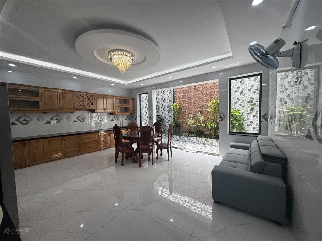 Nhà đẹp 4 tầng xe hơi thông  phạm văn chiêu  88m²  chỉ hơn 8 tỷ