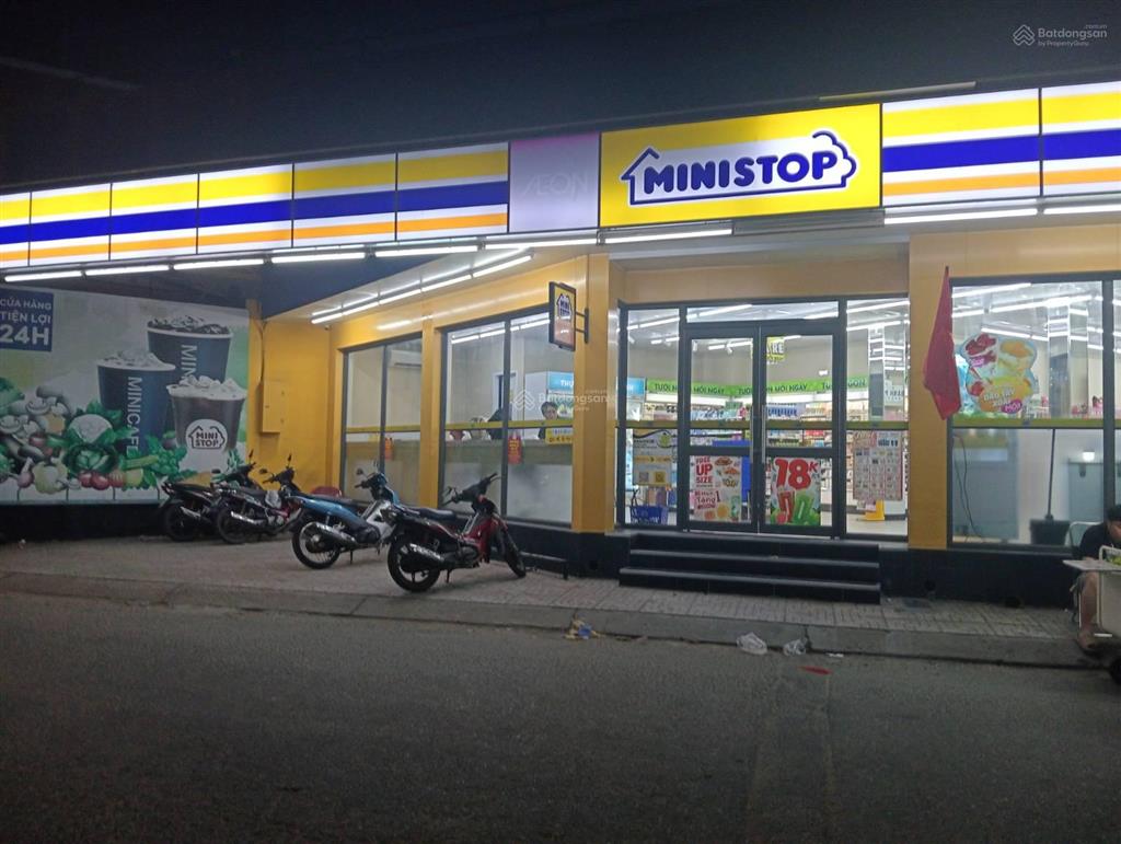 Mặt tiền 6m thông  phạm văn bạch  4m x 16m  4 tầng  6,1 tỷ