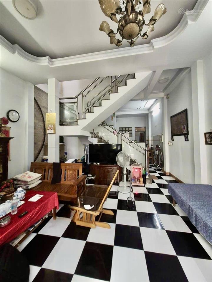 Khu phân lô  5m x 12m công nhận đủ  nhà 3 tầng chính chủ ở xưa nay  hẻm xe hơi   ngay