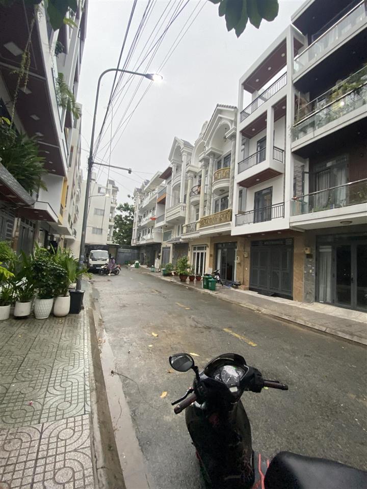 Khu đồng bộ  lê văn khương  5 tầng  full nội thất có thang máy  chỉ hơn 6 tỷ