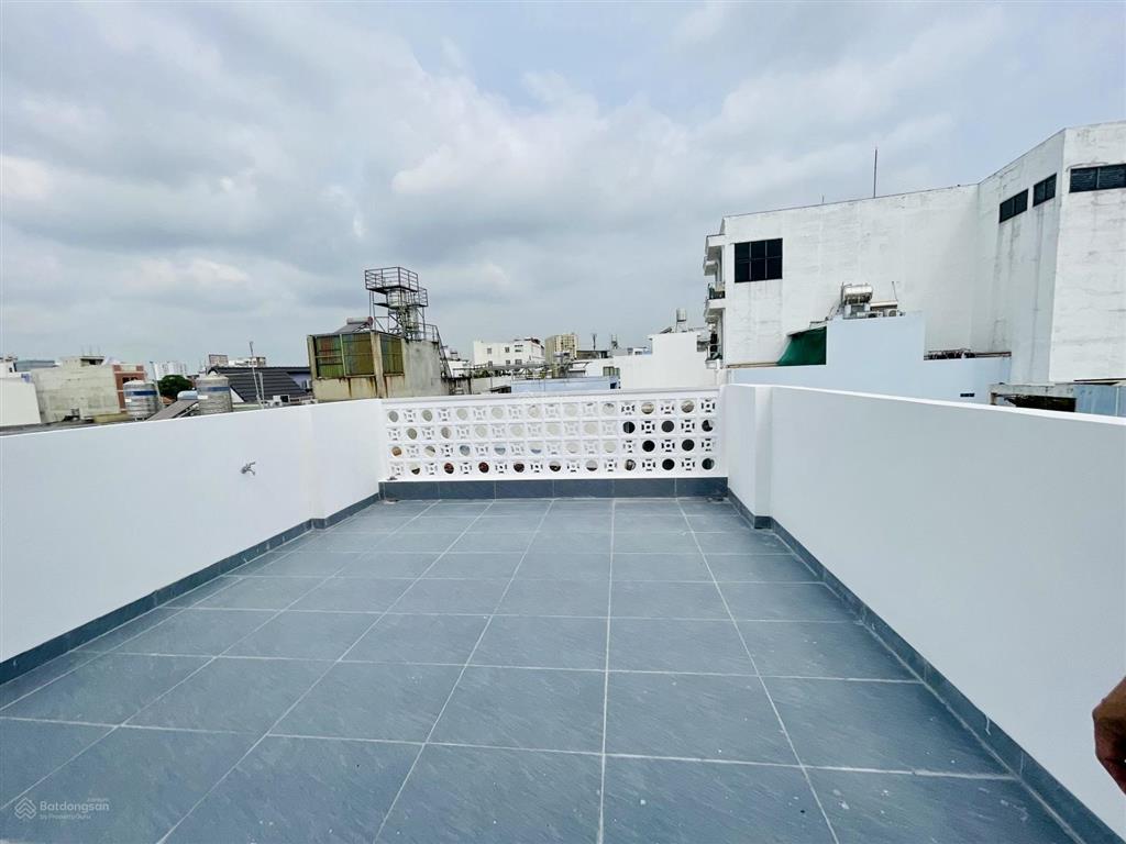 Tân bình  4m x 18m x 4 tầng  siêu dòng tiền 5%   ngay