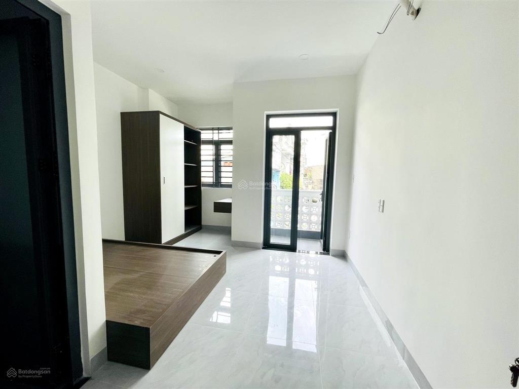 Tân bình  4m x 18m x 4 tầng  siêu dòng tiền 5%   ngay
