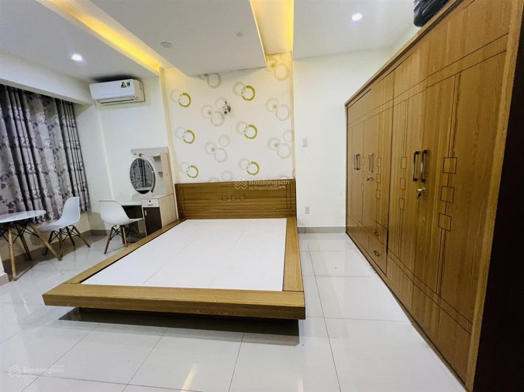 Khu phân lô  5,6m x 20m cn đủ 112m2  lđt  chủ ngộp gấp   ngay