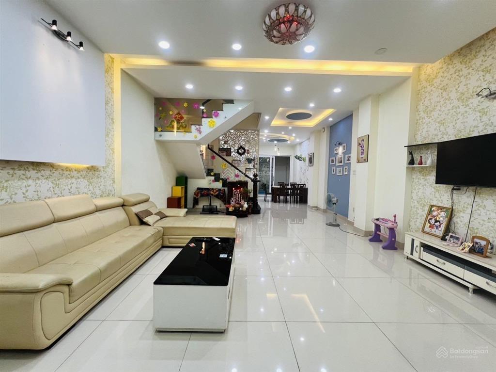 Khu phân lô  5,6m x 20m cn đủ 112m2  lđt  chủ ngộp gấp   ngay