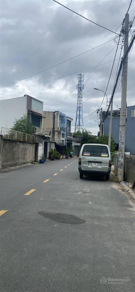 Bán đất tặng nhà đang cho thuê có dòng tiền  180m2 full thổ cư  đường nhựa 8m xe hơi   ngay