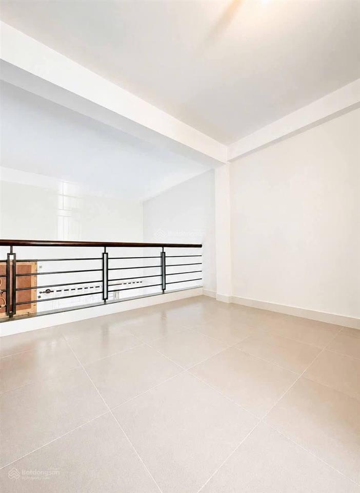 52m2 chỉ hơn 3 tỷ  gần tân bình vs emart 2  hẻm xe hơi  nhà chính chủ 3 tầng