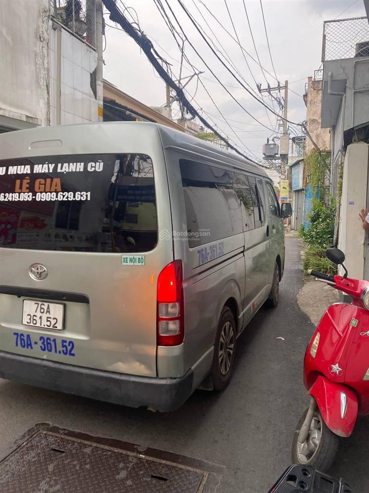 Hxh sát mặt tiền  nhà chính chủ ngay emart  4m x 16m  4 tầng  chỉ 6 tỷ xíu