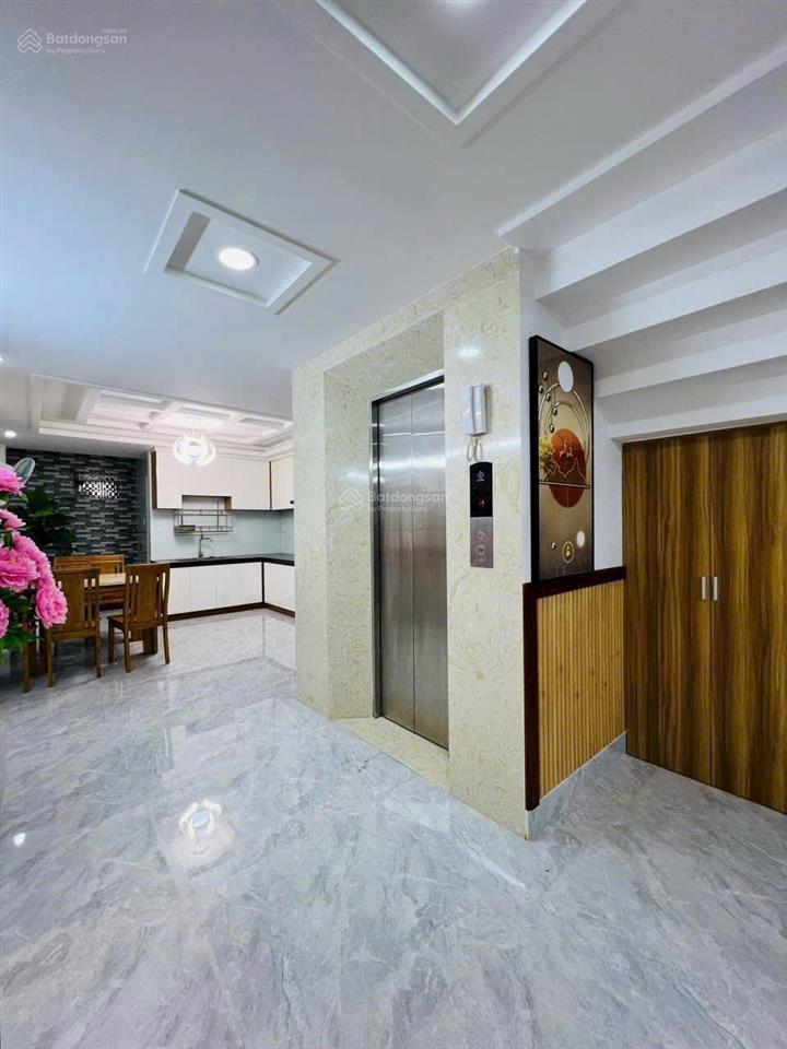 Khu vip đồng bộ  4m x 22m  5 tầng  thang máy  full nội thất  hxh  giáp tân bình