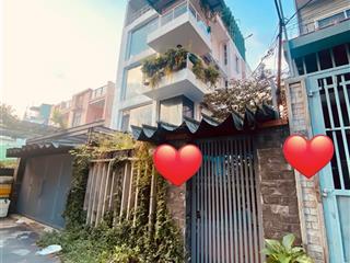 Biệt thự gv  11m x 22m nở hậu  5 tầng  sân vườn  chủ gấp bán   ngay