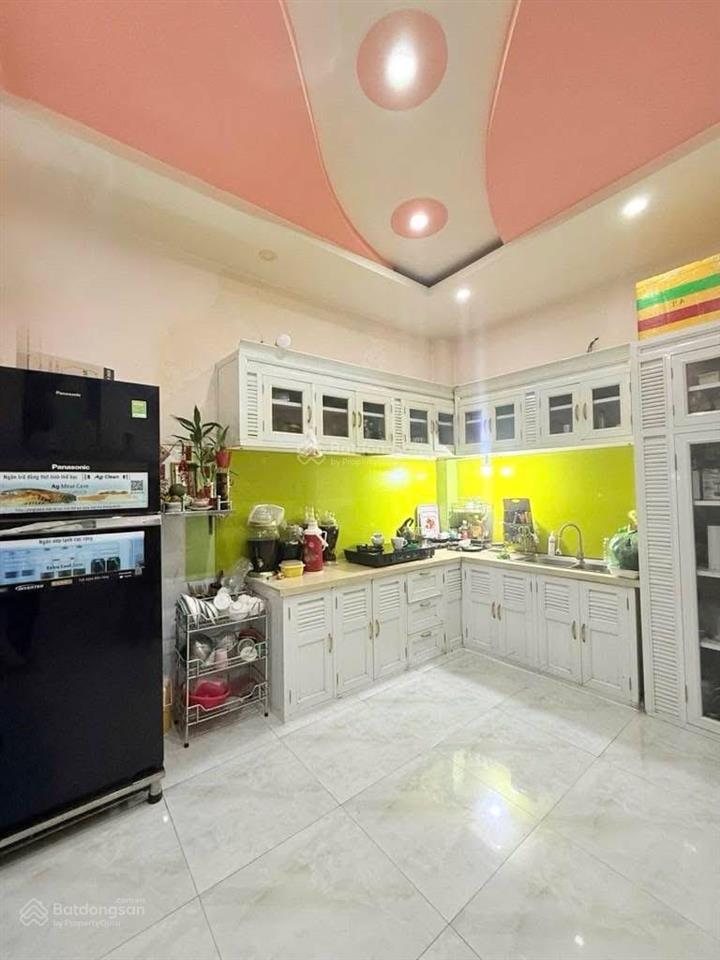 Ngay emart 2  4x16m  4 tầng  hẻm 4m sát mặt tiền  nhà chính chủ xưa nay