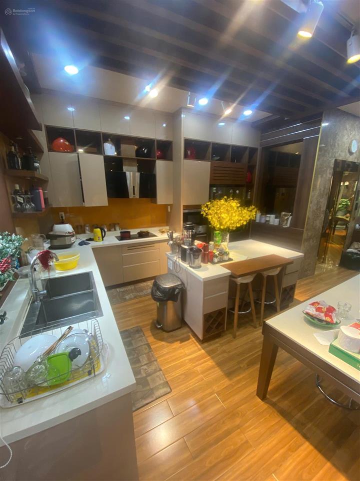 Chính chủ cần bán nhà mới đẹp kdc đại phúc. dt 90m2 2 lầu, sổ hồng giá 9,2 tỷ.  duyên 0901 023 ***