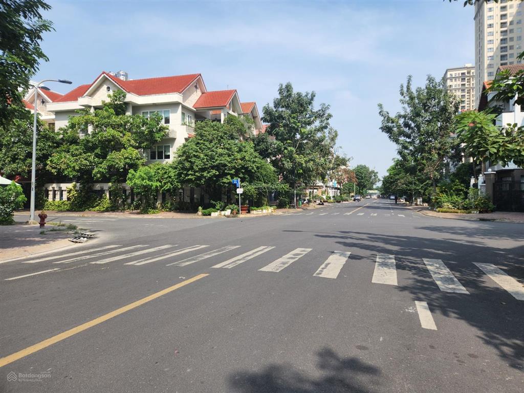 Cần bán biệt thự khu him lam 6a, đường lớn, vị trí cực đẹp, giá 28 tỷ  c. duyên 0901 023 ***