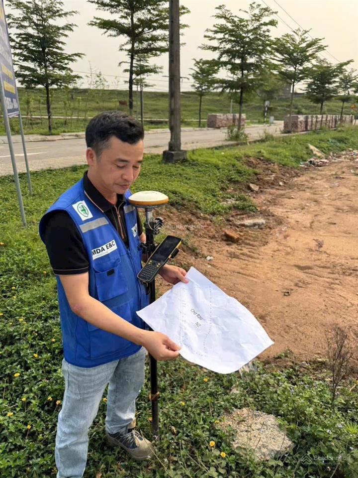 Đấu đấu giá x1 đông cao sát chợ hoa và đại lộ cảnh quan sông hồng