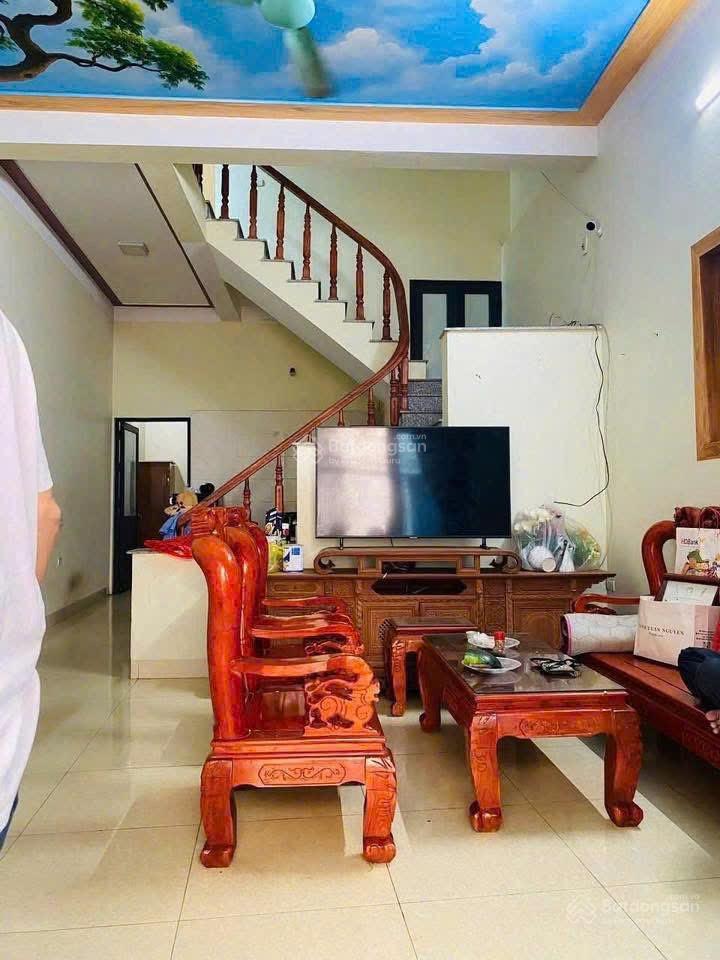3,5ty sẵn nhà 2tầng về ở tại hạ lôi mê linh