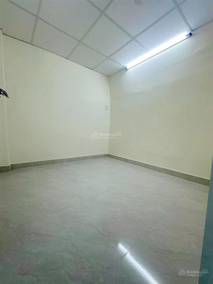 Nhà q1  cống quỳnh số 282/5a, dtsd 32m2, 2 tỷ lẻ 50 triệu tl khách thiện chí